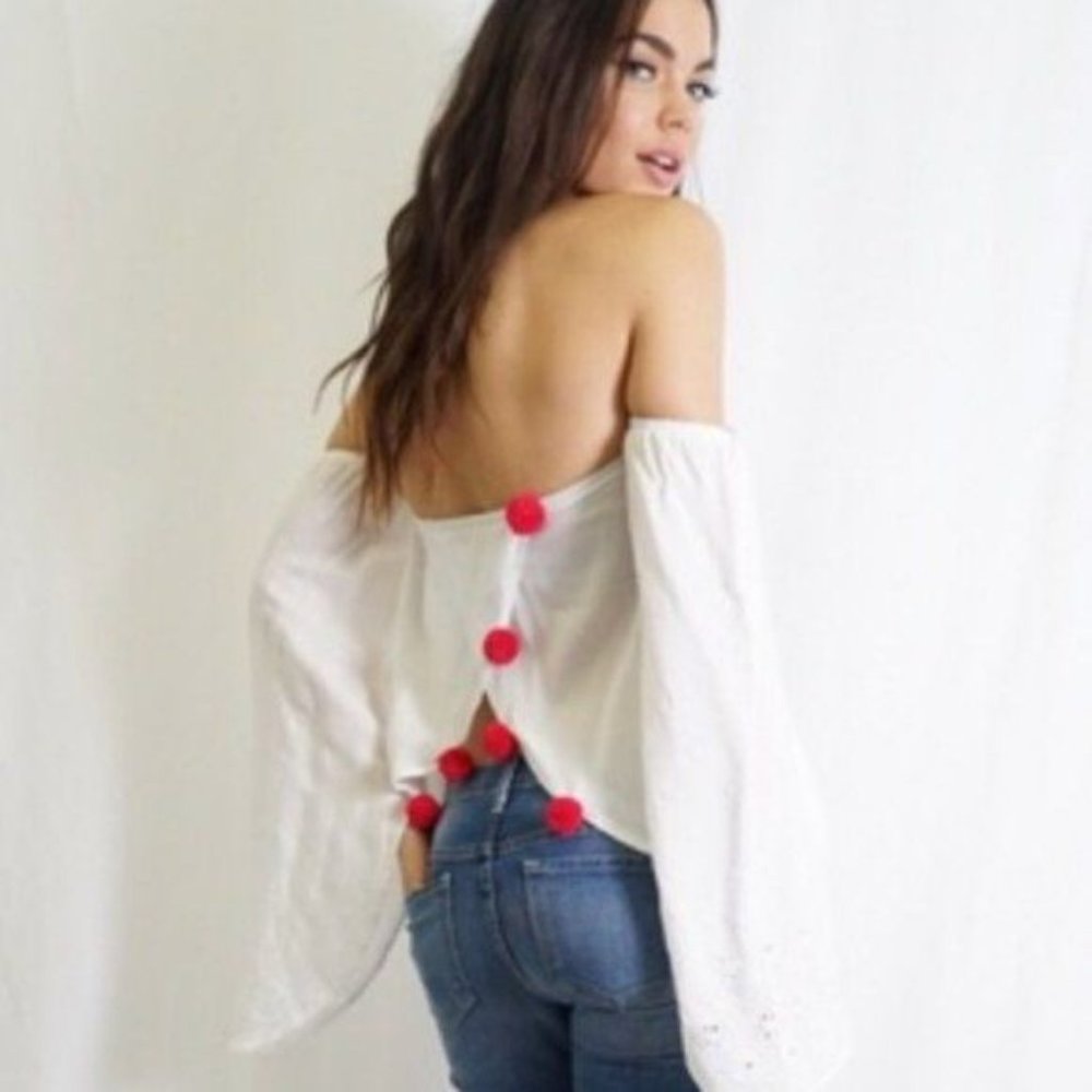 Tea & Cup Catina White Pom Pom Open Back Off Shoulder Bell Sleeve Boho Top NEW